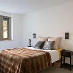 10 Personnes Acces Pmr Aux Normes Avec Grande Piscine