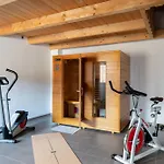 10 Personnes Acces Pmr Aux Normes Avec Grande Piscine Дом отдыха