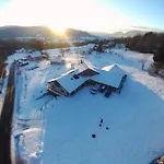 10 Personnes Acces Pmr Aux Normes Avec Grande Piscine Дом отдыха