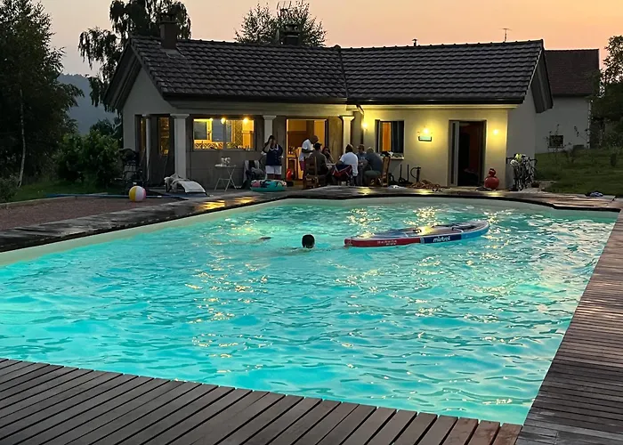 10 Personnes Acces Pmr Aux Normes Avec Grande Piscine Sapois (Vosges)