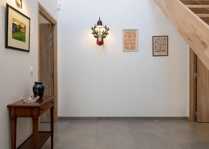 10 Personnes Acces Pmr Aux Normes Avec Grande Piscine *