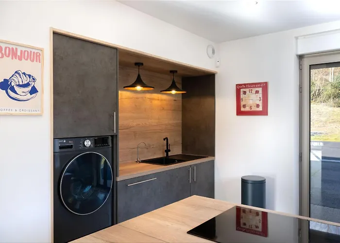 Дом отдыха 10 Personnes Acces Pmr Aux Normes Avec Grande Piscine