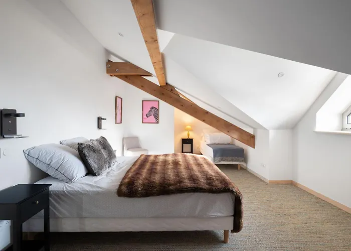 Дом отдыха 10 Personnes Acces Pmr Aux Normes Avec Grande Piscine